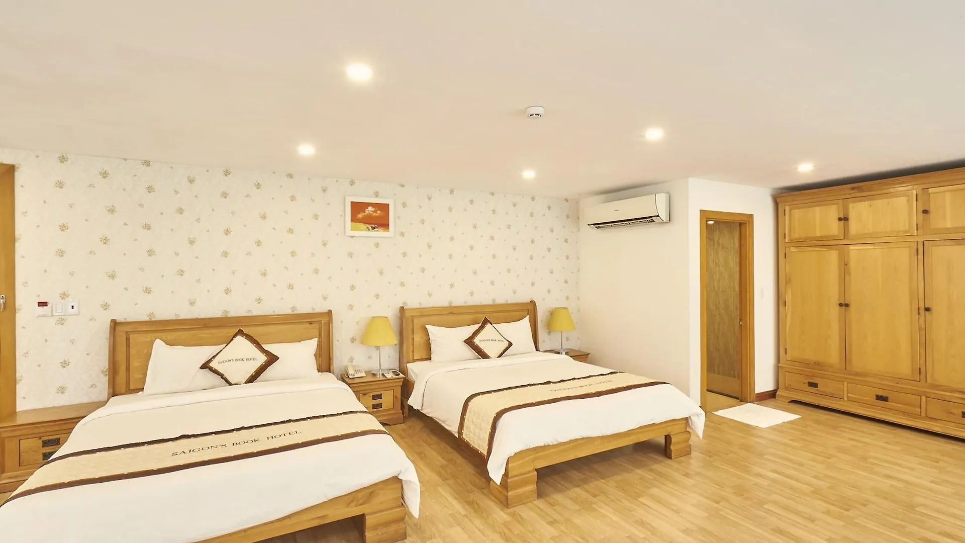 Sai Gon'S Book Hotel Ho Chi Minh City