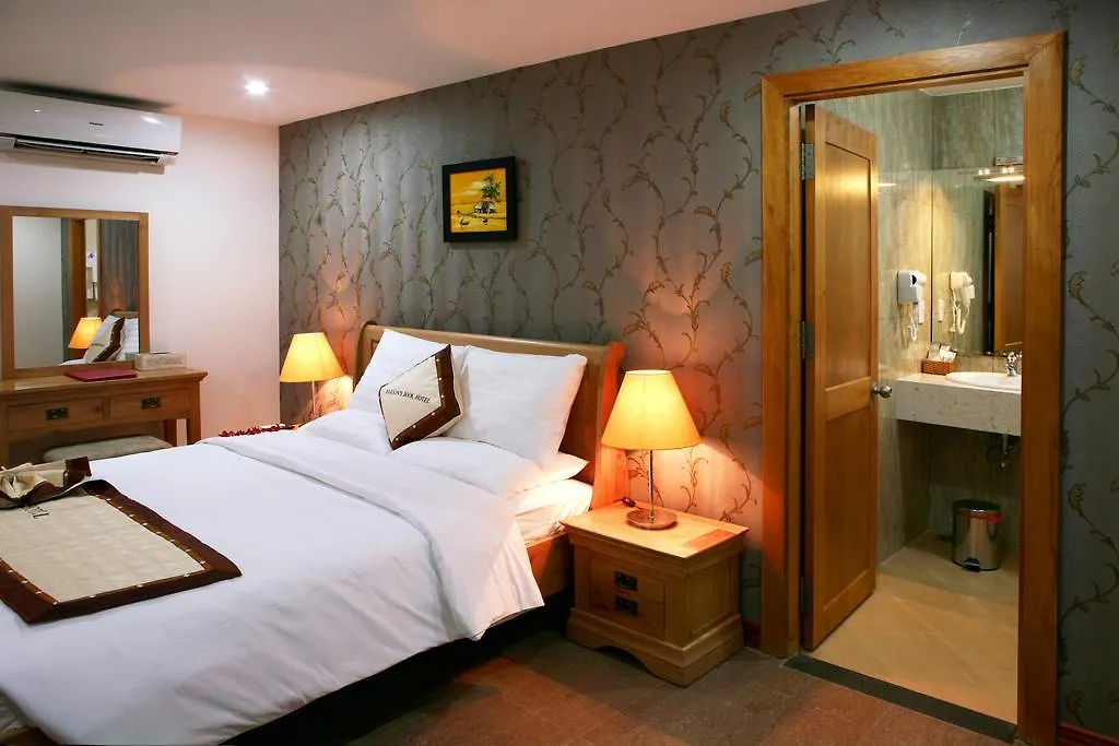 Sai Gon'S Book Hotel Ho Chi Minh City