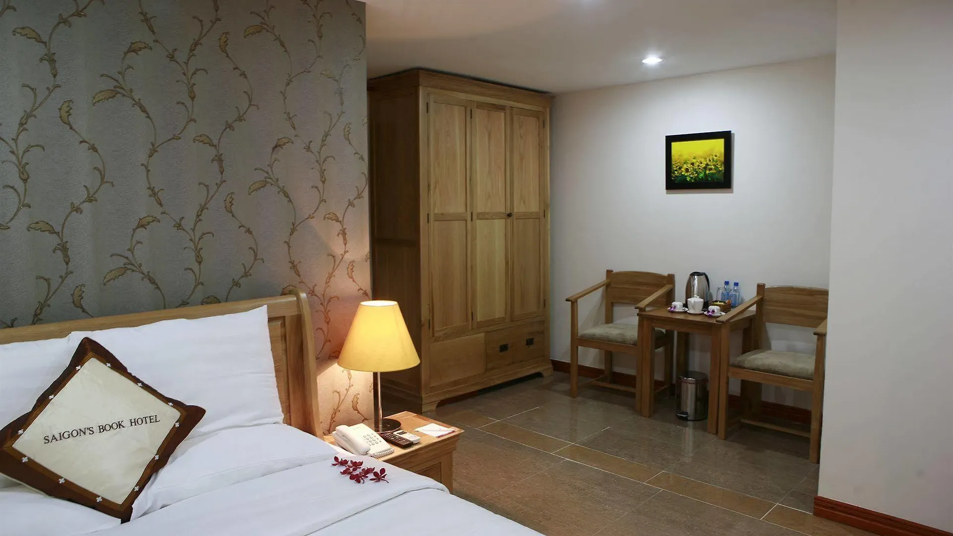 Sai Gon'S Book Hotel Ho Chi Minh City